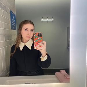 Meet your Posher, Anna